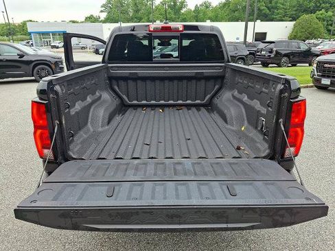 Certified 2023 Chevrolet Colorado LT w/ LT Convenience Package III AWD/4WD image 30