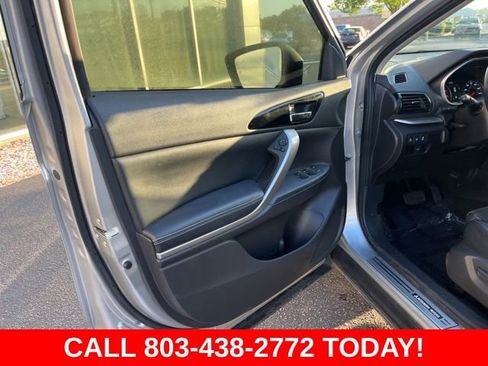 Used 2024 Mitsubishi Eclipse Cross SE AWD/4WD image 5
