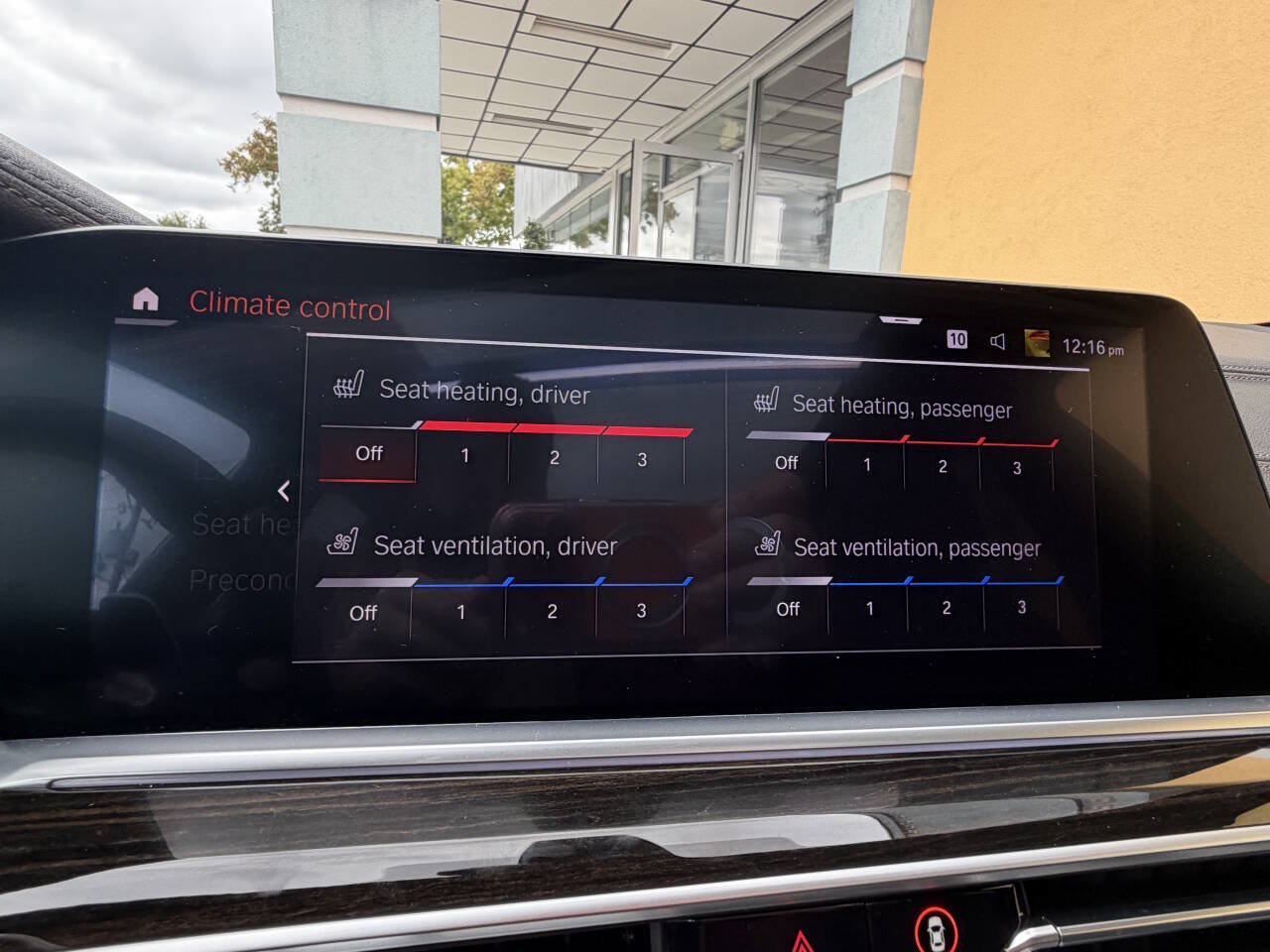 Used 2020 BMW X5 xDrive40i w/ Premium Package AWD/4WD image 19