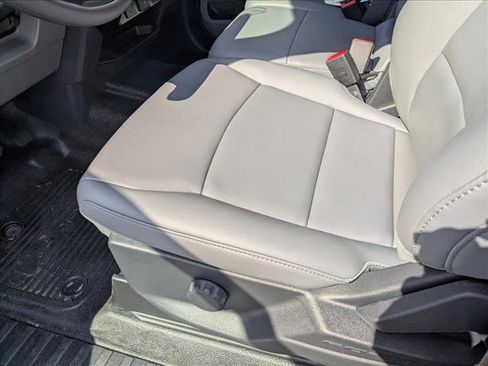 New 2026 Ford F250 XL w/ XL Chrome Package image 3