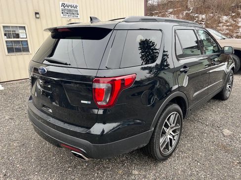 Used 2017 Ford Explorer Sport w/ Equipment Group 401A image 4