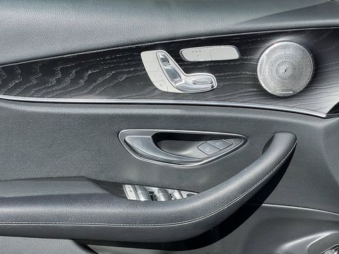 Used 2022 Mercedes-Benz E 350 Sedan image 25