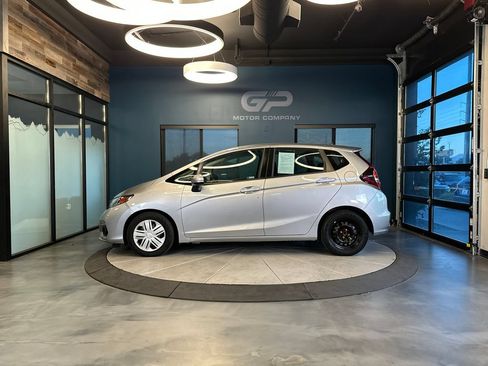 Used 2019 Honda Fit LX image 6