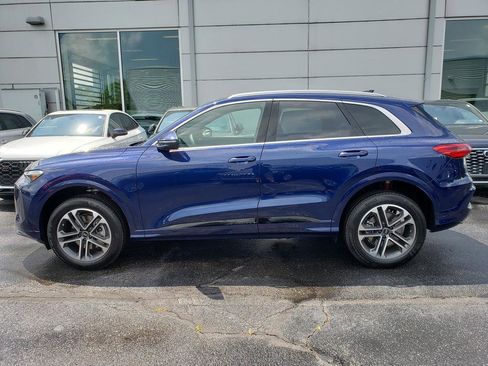 New 2025 Audi Q5 Premium image 2