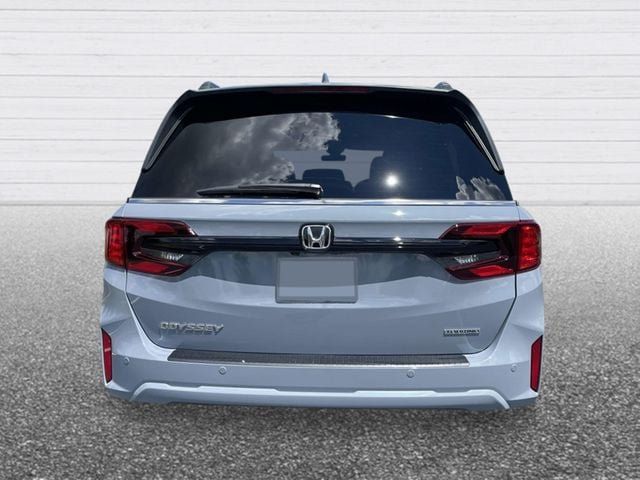 New 2027 Honda Odyssey Touring image 4
