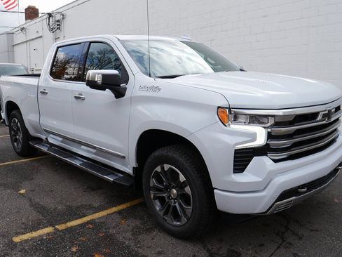 New 2026 Chevrolet Silverado 1500 High Country w/ Technology Package image 2
