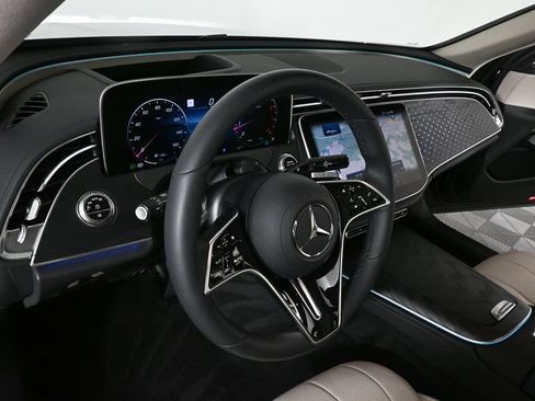 Certified 2026 Mercedes-Benz E 450 4MATIC Sedan image 6