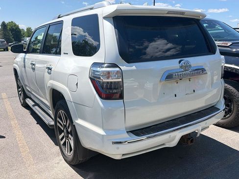 Used 2022 Toyota 4Runner Limited AWD/4WD image 10