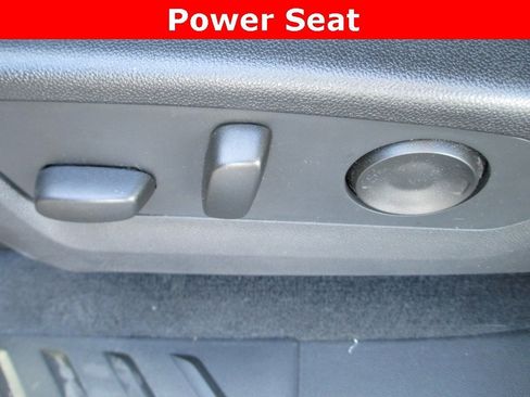 Certified 2024 GMC Canyon AT4 image 23