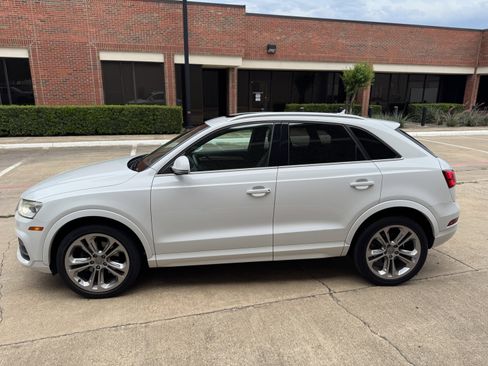 Used 2016 Audi Q3 2.0T Premium Plus AWD/4WD image 2
