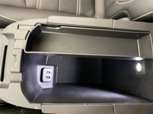 Used 2022 GMC Terrain Denali image 42