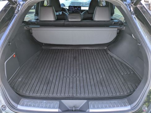 Used 2021 Toyota Venza Limited w/ Advanced Technology Package AWD/4WD image 11