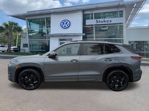 New 2026 Volkswagen Tiguan SE R-Line FWD image 7