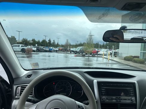 Used 2012 Subaru Forester 2.5X w/ Alloy Wheel Pkg AWD/4WD image 12