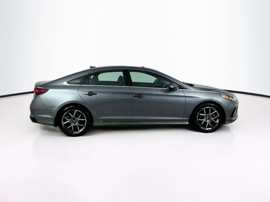 Used 2018 Hyundai Sonata Sport w/ Cargo Package FWD image 5