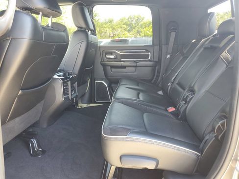 Used 2023 RAM 2500 Laramie AWD/4WD image 13