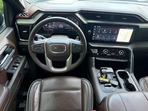 Certified 2025 GMC Sierra 1500 Denali AWD/4WD image 17