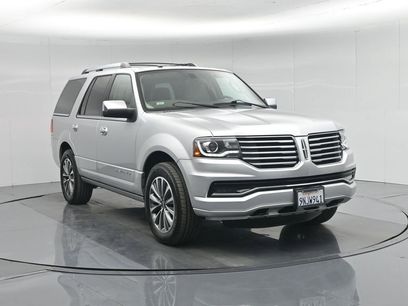 Used 2017 Lincoln Navigator Select