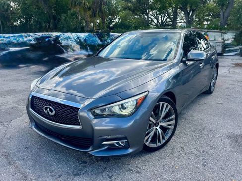 Used 2017 INFINITI Q50 Sport image 2