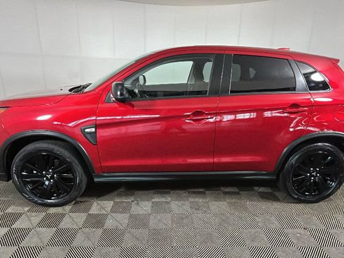 Used 2025 Mitsubishi Outlander Sport LE AWD/4WD image 5