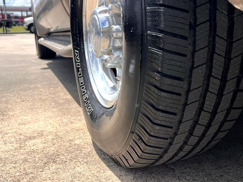 Used 2001 Ford Excursion Limited image 38