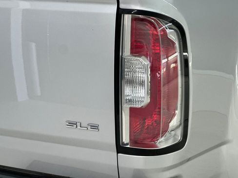 Used 2017 GMC Canyon SLE w/ SLE Convenience Package RWD image 26