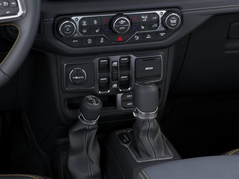 New 2026 Jeep Wrangler Unlimited Sahara AWD/4WD image 25