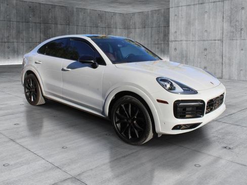 Used 2022 Porsche Cayenne S AWD/4WD image 35