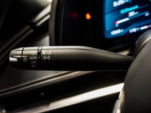 Used 2023 Chevrolet Corvette Stingray Coupe w/ 1LT image 16