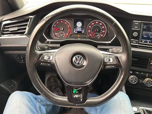 Used 2020 Volkswagen Jetta R-Line w/ R-Line Cold Weather Package FWD image 10