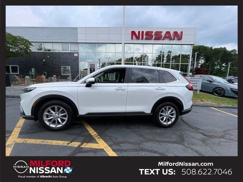 Used 2023 Honda CR-V EX-L image 2