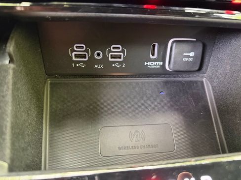 Used 2022 Jeep Grand Cherokee Summit AWD/4WD image 18