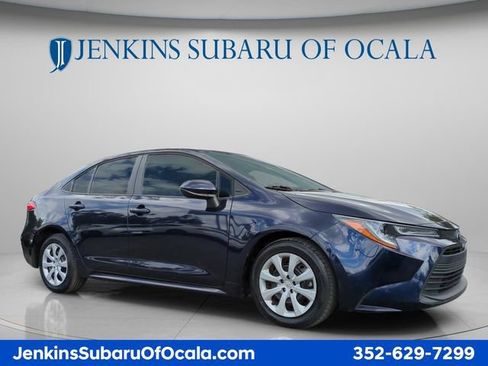 Used 2023 Toyota Corolla LE FWD image 1