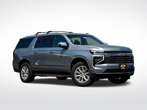 New 2025 Chevrolet Suburban Premier AWD/4WD image 3