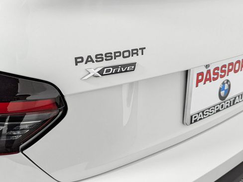 Used 2025 BMW 230i xDrive Coupe w/ Convenience Package image 11