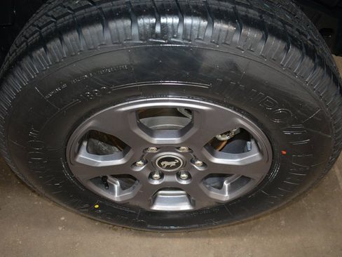 Used 2023 Ford Bronco Big Bend image 22