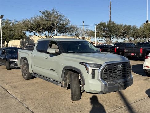 Used 2023 Toyota Tundra SR5 image 3
