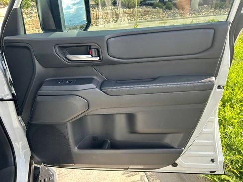 Used 2027 Toyota Land Cruiser AWD/4WD image 28