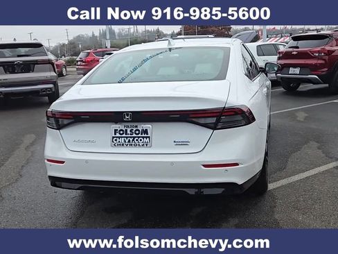 Used 2023 Honda Accord Touring image 9