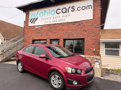 Used 2014 Chevrolet Sonic LT w/ LT Promotional Package FWD image 1