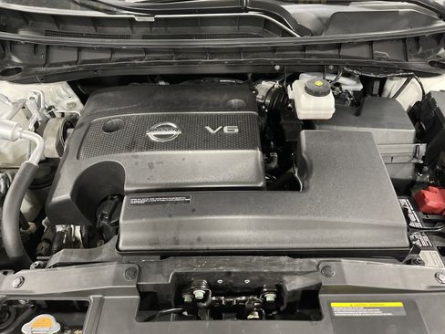 Used 2024 Nissan Murano SV w/ SV Midnight Edition Package image 16