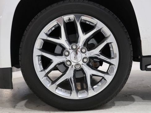 Used 2019 GMC Yukon Denali w/ Open Road Package AWD/4WD image 11