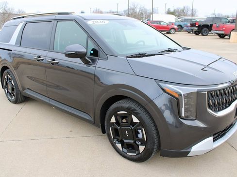 New 2026 Kia Carnival EX image 3