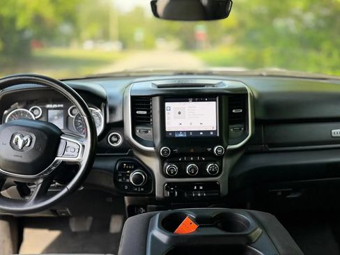 Used 2024 RAM 1500 Big Horn AWD/4WD image 31