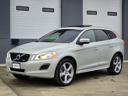 Used 2013 Volvo XC60 T6 R-Design Platinum image 5
