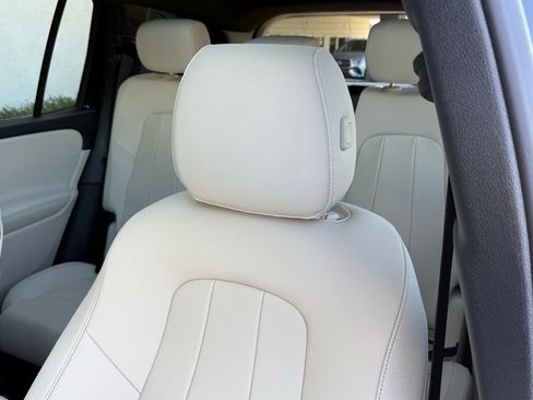 New 2026 Mercedes-Benz GLB 250 GLB 250 image 3