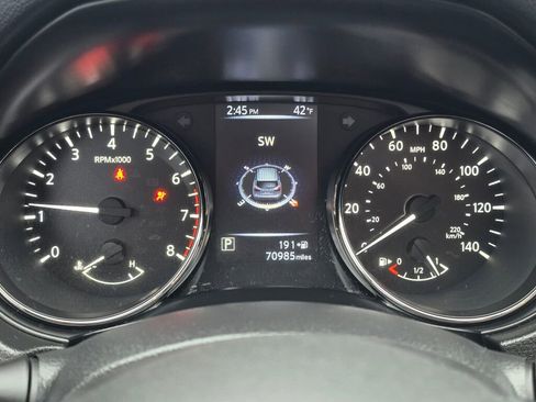 Used 2017 Nissan Rogue Sport SL w/ SL Premium Package image 7