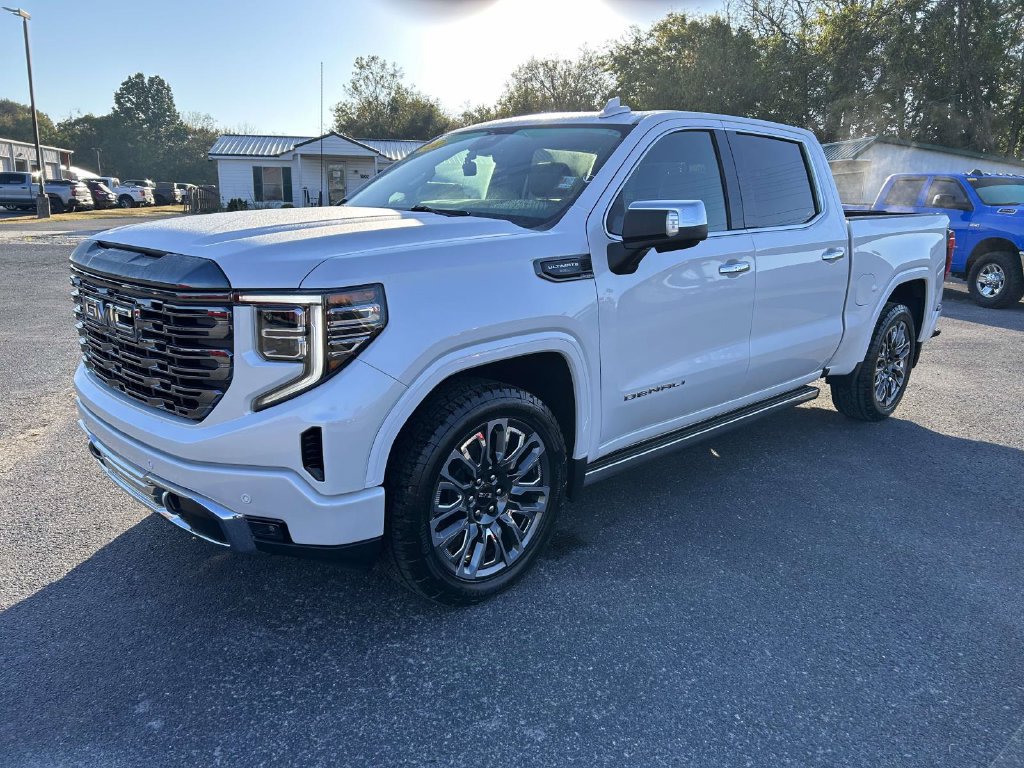 Used 2024 GMC Sierra 1500 Denali Ultimate AWD/4WD image 8