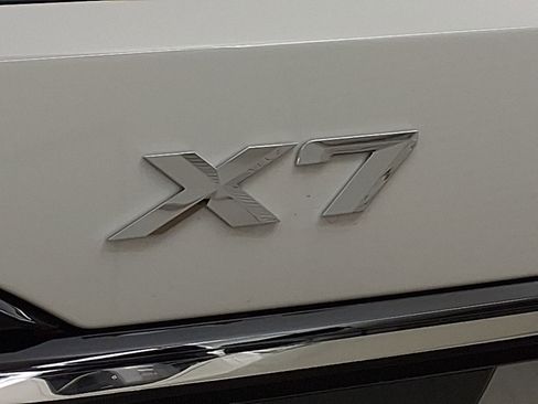 New 2026 BMW X7 xDrive40i w/ Climate Comfort Package image 21