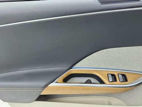 Used 2024 Lucid Air Touring image 34